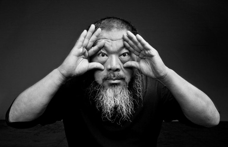 Ai WeiWei: “Zwitserland is de meest hypocriete staat ter wereld!”